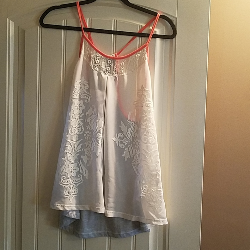 Jolt Buckle Tank